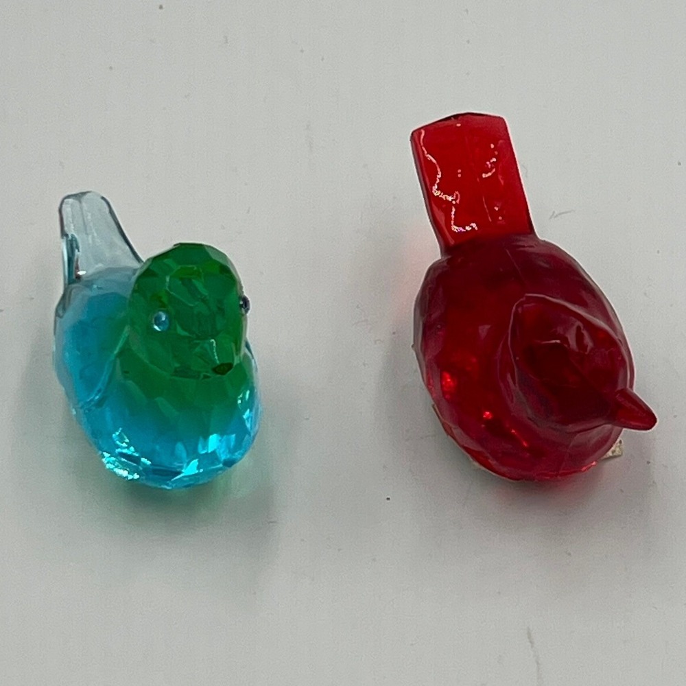 Bird Figurines Set of 2 Red Blue Green Very Good Miniature Decor - Picture 2 of 6
